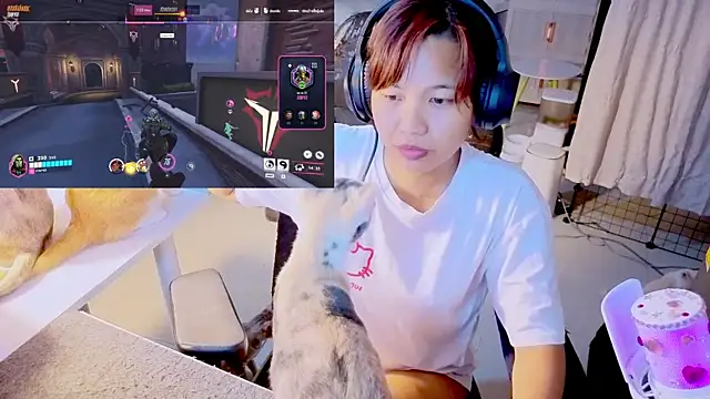 Snapshot of Kana_G chatting on 06/11/26, 04:49 Kana G online show from 06/11/26, 04:49