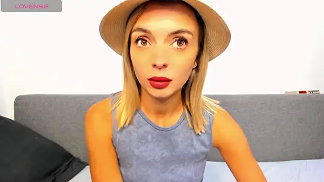 Snapshot of _ellen_meow_ chatting on 09/24/25, 08:34 ellen meow online show from 09/24/25, 08:34