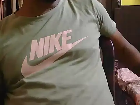 Snapshot of tamil_bestie chatting on 09/28/25, 03:17 tamil bestie online show from 09/28/25, 03:17