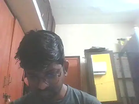 Snapshot of tamil_bestie chatting on 10/22/25, 02:56 tamil bestie online show from 10/22/25, 02:56