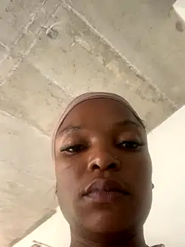 slimcateee online show from 11/03/25, 12:39