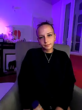 emma4xxx online show from 03/14/25, 08:17