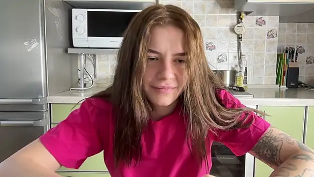 mia   mi online show from 02/21/25, 02:06