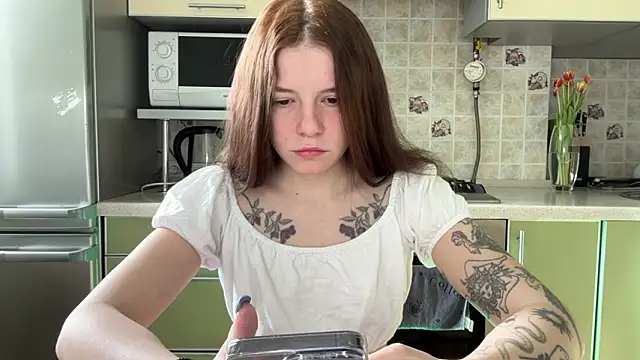 mia   mi online show from 03/11/25, 07:37