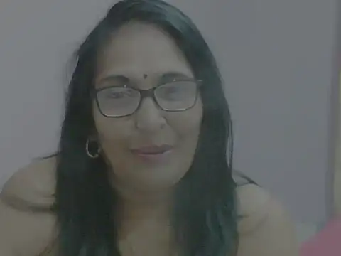 sexy69hotmum online show from 12/01/24, 04:29