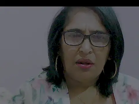 sexy69hotmum online show from 12/25/24, 02:23