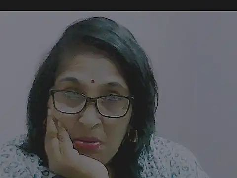 sexy69hotmum online show from 01/06/25, 11:40