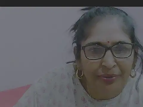 sexy69hotmum online show from 01/10/25, 02:13