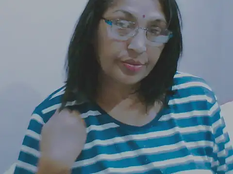 sexy69hotmum online show from 09/08/25, 08:08