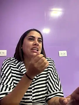 bunnys bells online show from 09/11/25, 03:12