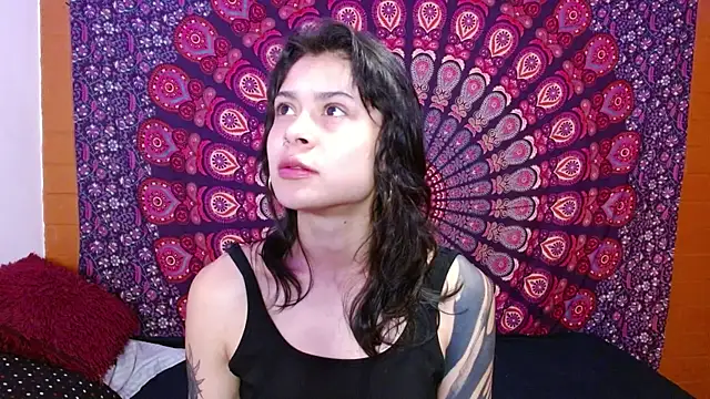 AbbySccott online show from 10/21/25, 11:05