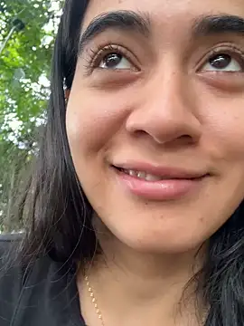 Snapshot of ZarahEvans chatting on 11/03/25, 07:48 ZarahEvans online show from 11/03/25, 07:48