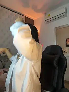 Snapshot of ZarahEvans chatting on 11/08/25, 07:12 ZarahEvans online show from 11/08/25, 07:12