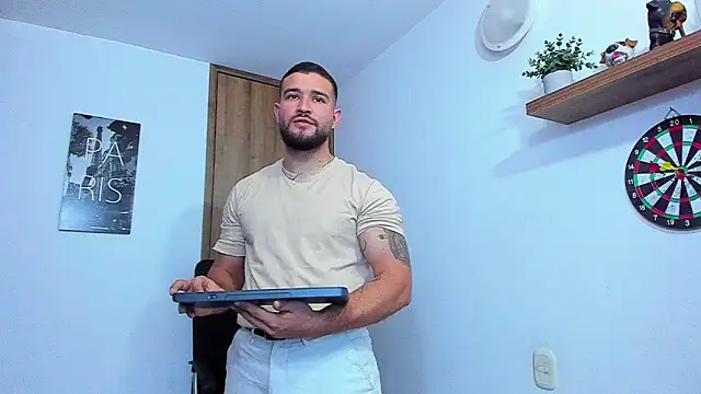 AndrewDiaz online show from 09/27/25, 04:12