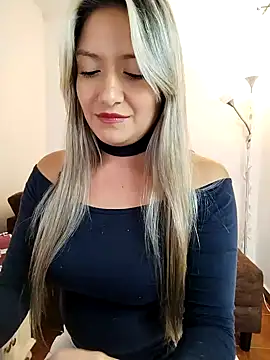 Snapshot of valeriahunter1 chatting on 01/17/25, 11:07 valeriahunter1 online show from 01/17/25, 11:07