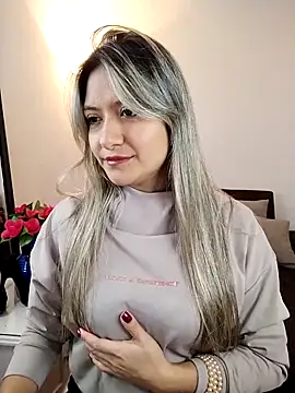 Snapshot of valeriahunter1 chatting on 10/12/25, 12:09 valeriahunter1 online show from 10/12/25, 12:09