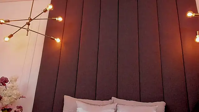 JuanaSimons online show from 12/06/24, 02:13