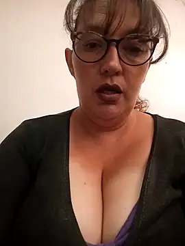 saraqueen   online show from 12/10/24, 07:43