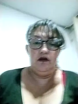 saraqueen   online show from 12/10/24, 10:58