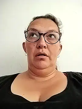 saraqueen   online show from 12/14/24, 03:04