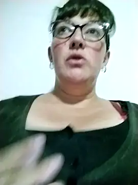 saraqueen   online show from 12/21/24, 04:30
