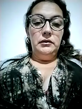 saraqueen   online show from 01/18/25, 11:22