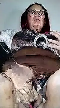 saraqueen   online show from 03/22/25, 04:35