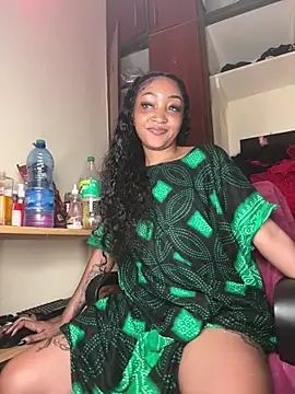 Snapshot of Candiey001 chatting on 02/17/26, 10:49 Candiey001 online show from 02/17/26, 10:49