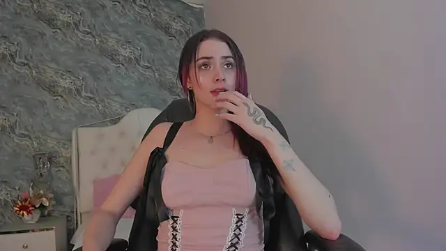 CAMILLEN PETTID online show from 03/07/25, 07:38