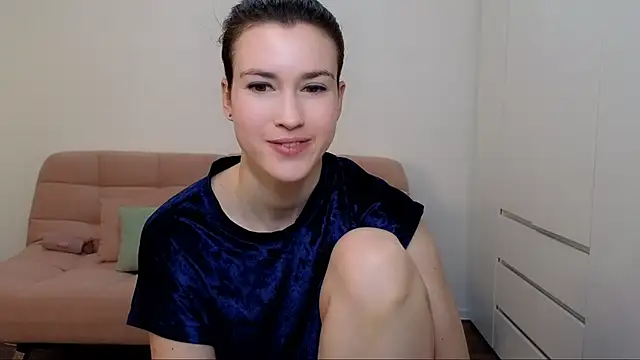 AliciaNewell online show from 12/28/24, 06:39