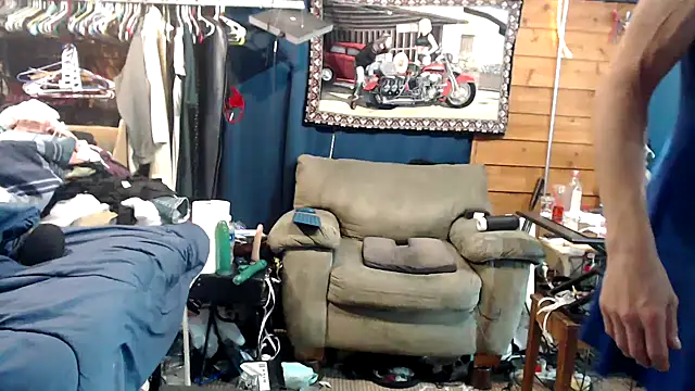 Brooke-lynn online show from 01/08/25, 11:43