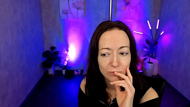 kimberlyray777 online show from 02/20/25, 06:24
