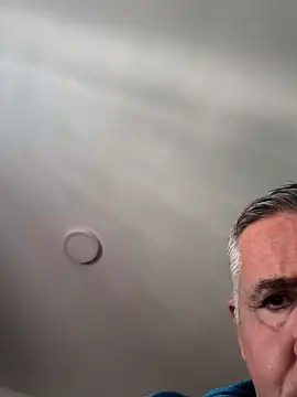 Snapshot of parejamlga58 chatting on 11/19/25, 02:50 parejamlga58 online show from 11/19/25, 02:50