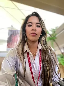 Snapshot of Emilia_Bakerr chatting on 12/16/24, 07:32 Emilia Bakerr online show from 12/16/24, 07:32