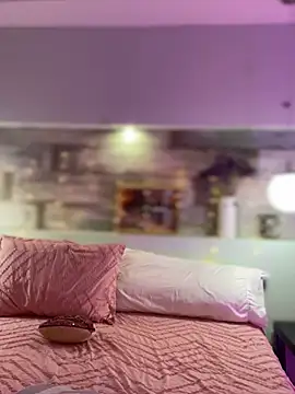 Snapshot of Emilia_Bakerr chatting on 01/10/25, 09:20 Emilia Bakerr online show from 01/10/25, 09:20