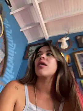 Snapshot of Emilia_Bakerr chatting on 01/24/25, 09:26 Emilia Bakerr online show from 01/24/25, 09:26