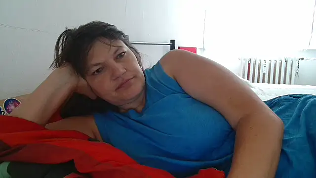 Snapshot of Lucinka1 chatting on 09/22/25, 07:10 Lucinka1 online show from 09/22/25, 07:10