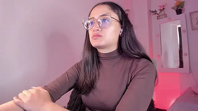  Caroliinee  online show from 09/24/25, 04:54