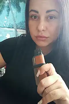 Snapshot of DaisyStreet chatting on 09/25/25, 12:42 DaisyStreet online show from 09/25/25, 12:42