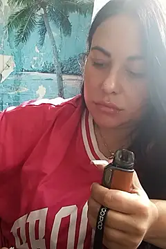 Snapshot of DaisyStreet chatting on 09/28/25, 12:10 DaisyStreet online show from 09/28/25, 12:10