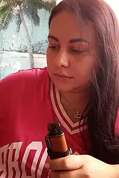 Snapshot of DaisyStreet chatting on 10/01/25, 11:05 DaisyStreet online show from 10/01/25, 11:05