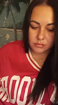 Snapshot of DaisyStreet chatting on 10/08/25, 04:37 DaisyStreet online show from 10/08/25, 04:37