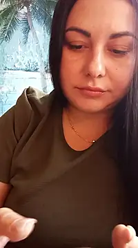 Snapshot of DaisyStreet chatting on 10/10/25, 12:26 DaisyStreet online show from 10/10/25, 12:26