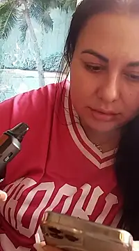 Snapshot of DaisyStreet chatting on 10/13/25, 11:10 DaisyStreet online show from 10/13/25, 11:10