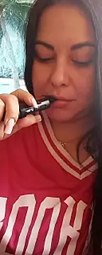 Snapshot of DaisyStreet chatting on 10/14/25, 07:09 DaisyStreet online show from 10/14/25, 07:09