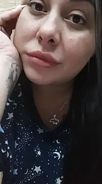 Snapshot of DaisyStreet chatting on 10/19/25, 07:25 DaisyStreet online show from 10/19/25, 07:25