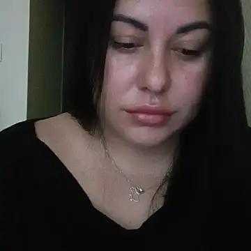 Snapshot of DaisyStreet chatting on 10/23/25, 07:18 DaisyStreet online show from 10/23/25, 07:18