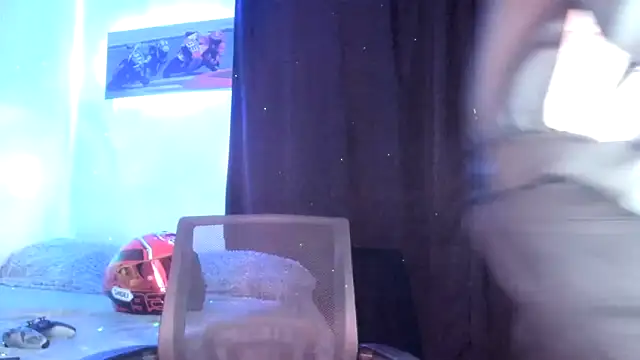 Snapshot of Dominic_Biker__ chatting on 12/29/24, 04:38 Dominic Biker online show from 12/29/24, 04:38