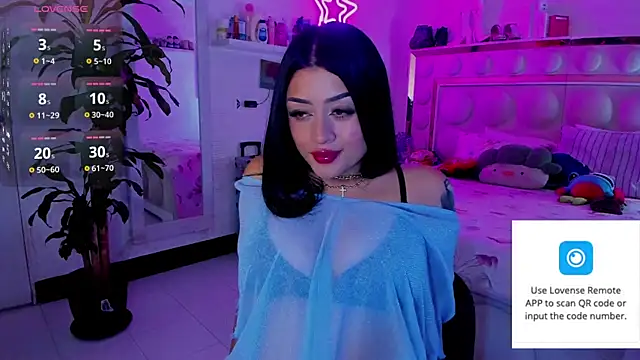 lucianaroy online show from 06/11/26, 07:01
