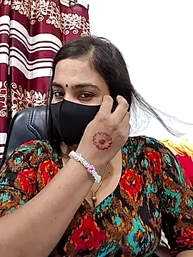 Snapshot of Ritusri_Dotta chatting on 10/06/25, 04:48 Ritusri Dotta online show from 10/06/25, 04:48